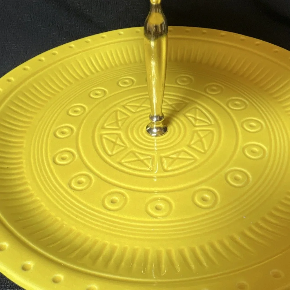 Vintage CALIF USA Yellow 2-Tier Serving Tray MCM Tidbit Serving Tray Metal